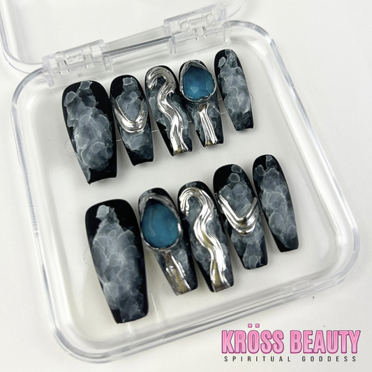 (Pre-order) Handmade Press-On Nails